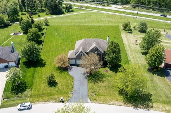 7771 Madeline DR, Yorkville, IL 60560