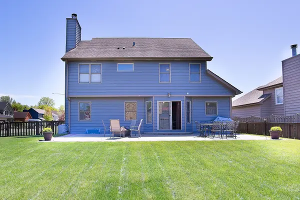 1112 Mary Jane LN, Beach Park, IL 60099