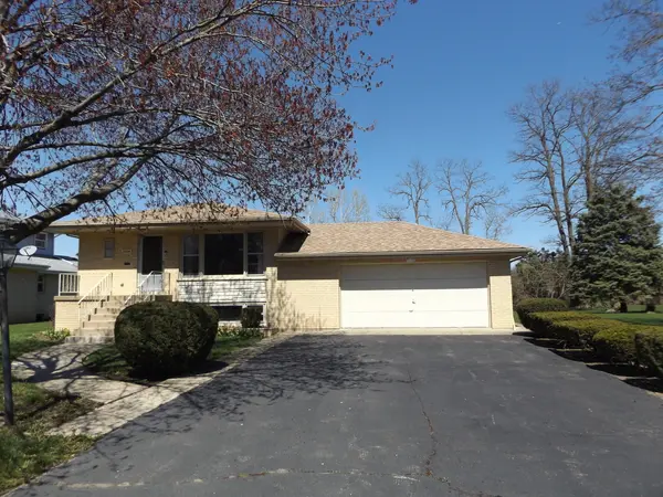 1404 W Vine ST, Arlington Heights, IL 60005