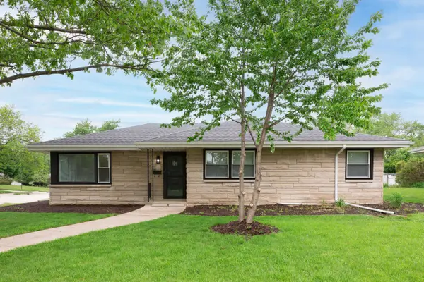 2107 Mayfield AVE, Joliet, IL 60435