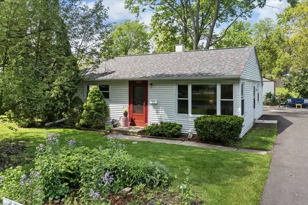 2905 Dove ST, Rolling Meadows, IL 60008