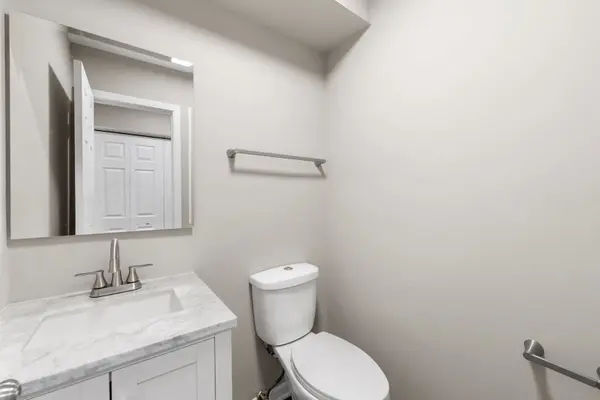 4732 Belmont RD Downers Grove, IL 60515