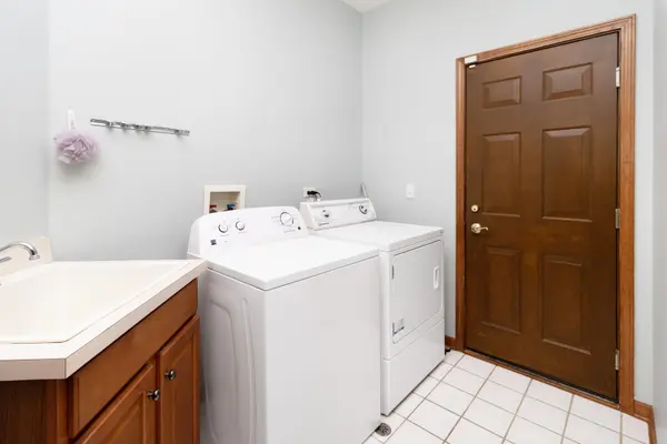 161 Santa Fe LN Willow Springs, IL 60480