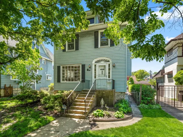 3116 S Home AVE, Berwyn, IL 60402