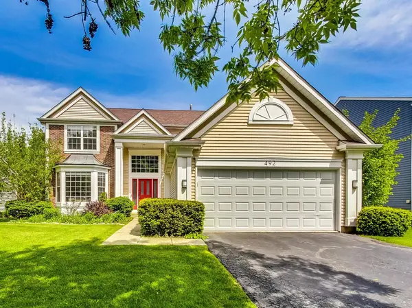 492 Rock Hall CIR, Grayslake, IL 60030