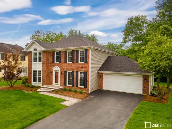 2S616 White Birch LN, Wheaton, IL 60189