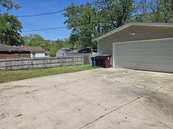 2105 217th PL, Sauk Village, IL 60411
