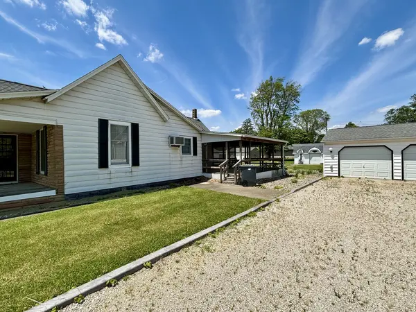 305 E Elm ST, Allerton, IL 61810