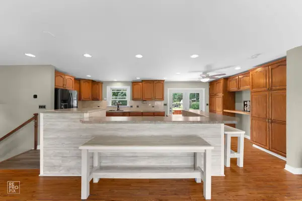 28 N Cypress DR, Bristol, IL 60512