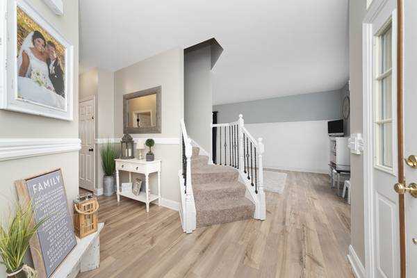 1285 HALL ST, Sugar Grove, IL 60554