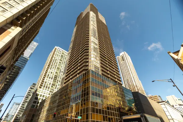 10 E ONTARIO ST #907, Chicago, IL 60611