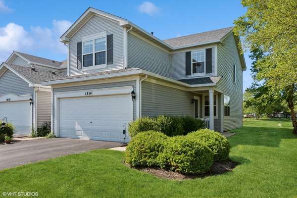 1814 N Wentworth CIR, Romeoville, IL 60446