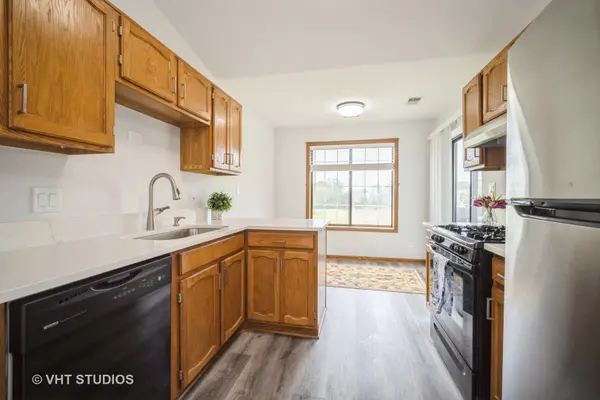 1515 W Partridge LN #6, Arlington Heights, IL 60004