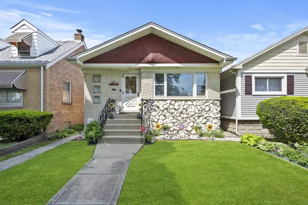 3930 N Olcott AVE, Chicago, IL 60634