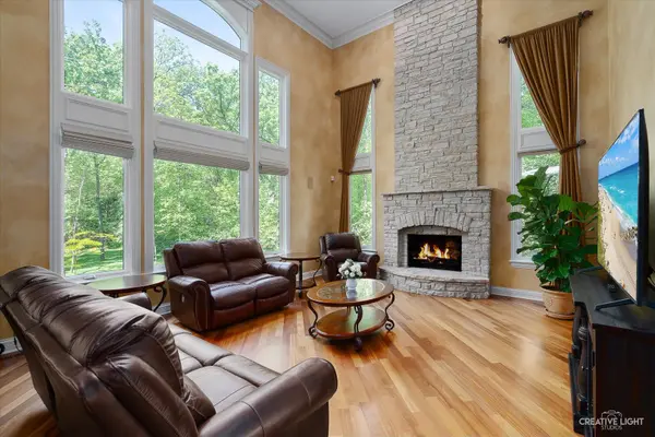 520 Harper DR, Algonquin, IL 60102