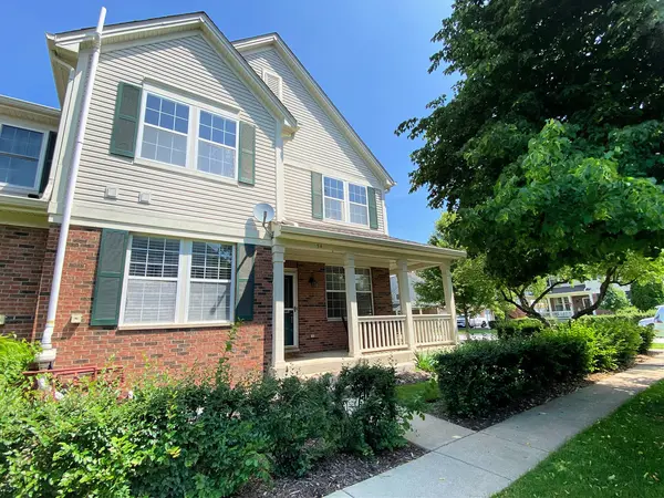 54 N Palazzo DR, Addison, IL 60101