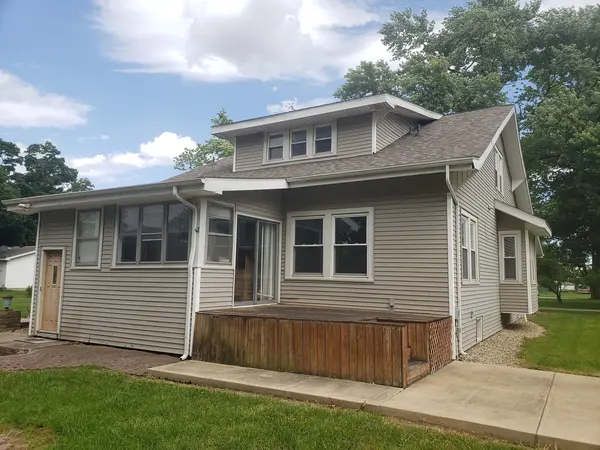506 SW 3rd ST, Atlanta, IL 61723