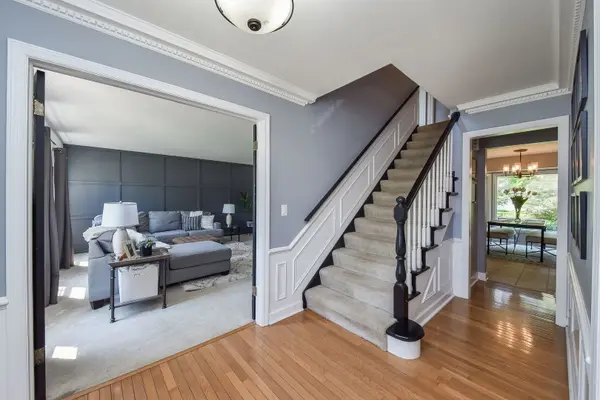 1503 Wedgefield CIR, Naperville, IL 60563