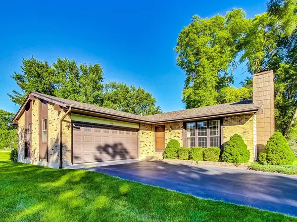 4618 William ST, Johnsburg, IL 60051