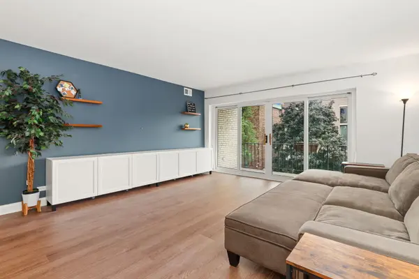 215 Marengo AVE #3B, Forest Park, IL 60130