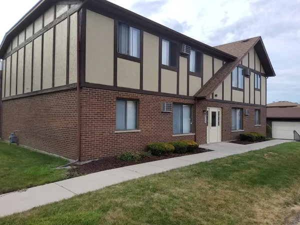 4648 W 131st ST #1S, Alsip, IL 60803