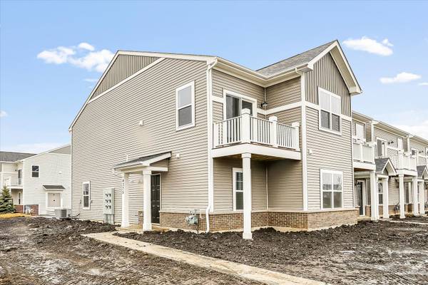 291 Kingsport DR, South Elgin, IL 60177