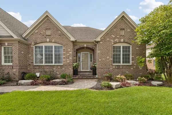 14 Championship Pkwy, Hawthorn Woods, IL 60047
