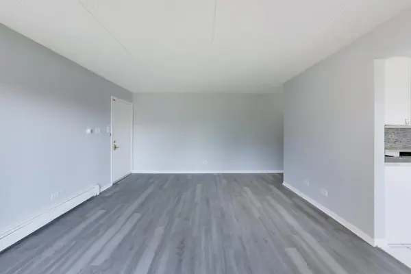 9840 W 153RD ST #1SE, Orland Park, IL 60462