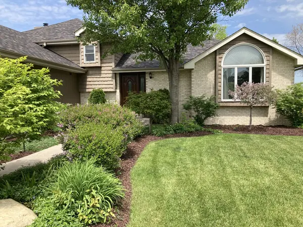 1223 Wales CT, Shorewood, IL 60404