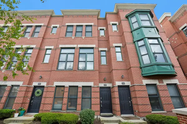 209 W Wood ST, Palatine, IL 60067