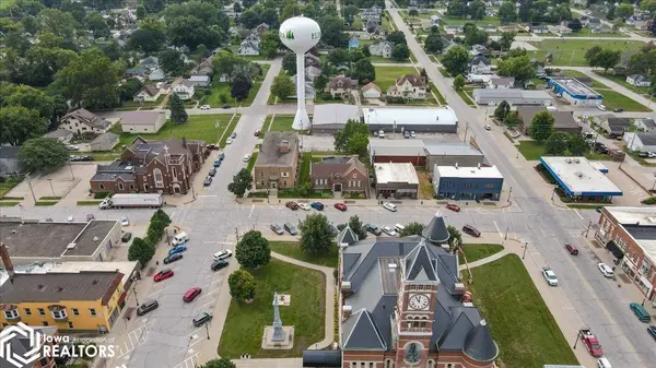 1209 14Th AVE, Eldora, IA 50627