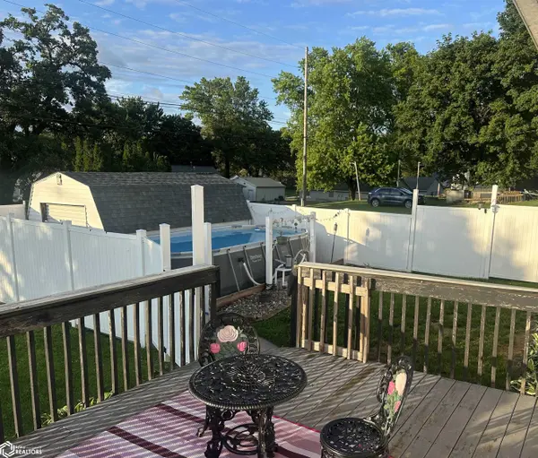 412 3Rd ST, Victor, IA 52347