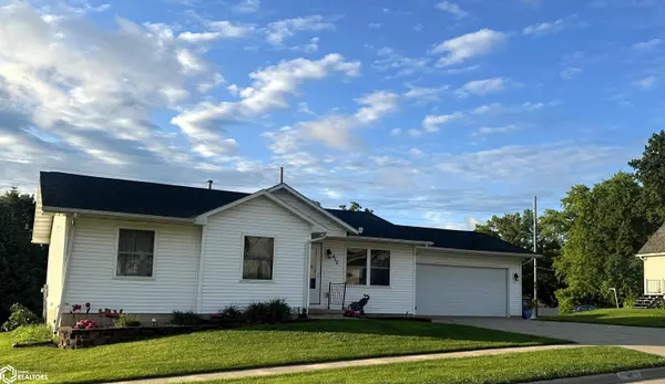 412 3Rd ST, Victor, IA 52347