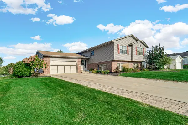 2993 Angelina ST, Portage, IN 46368