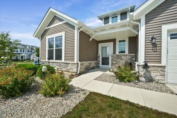 7788 E 118th AVE, Winfield, IN 46307
