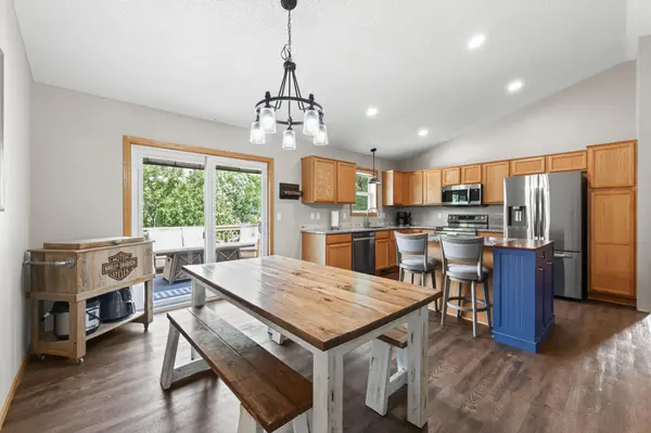 608 Dillon AVE N, Montrose, MN 55363
