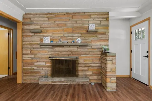 1689 Edgemont ST, Maplewood, MN 55117