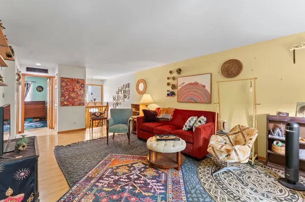 348 W Eagle Lake DR, Maple Grove, MN 55369