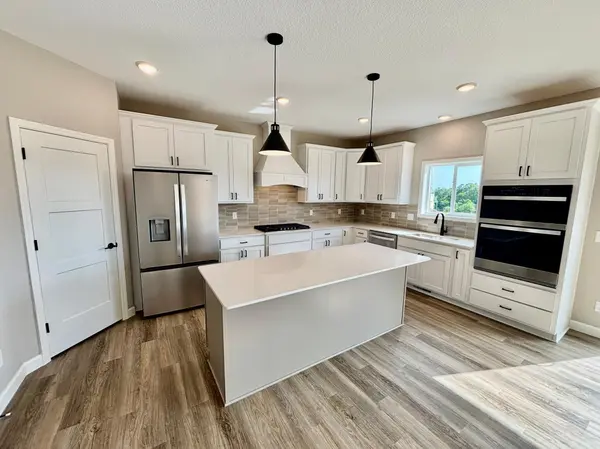 941 Kepler AVE NE, Hanover, MN 55341
