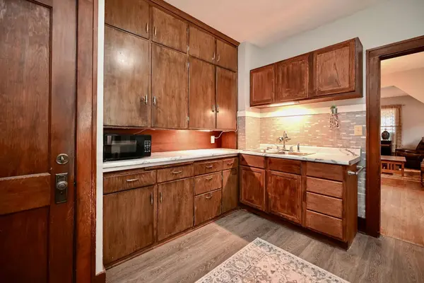 317 E Howard ST, Winona, MN 55987