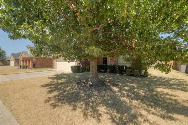 9953 SW 23rd ST, Yukon, OK 73099