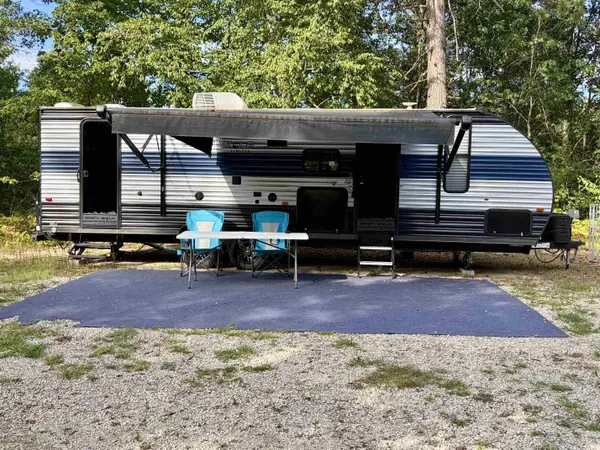 W10687 TANONKA LN #6, Athelstane, WI 54104