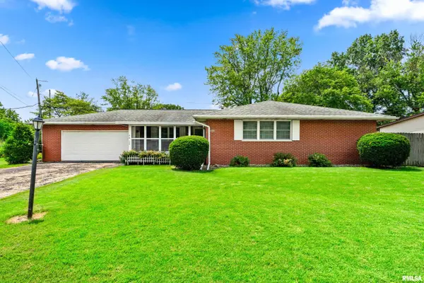 820 W TETON DR, Peoria, IL 61614