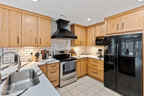12637 Clear Ridge Rd, Knoxville, TN 37922
