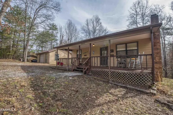 2462 McQueen Way, Sevierville, TN 37876