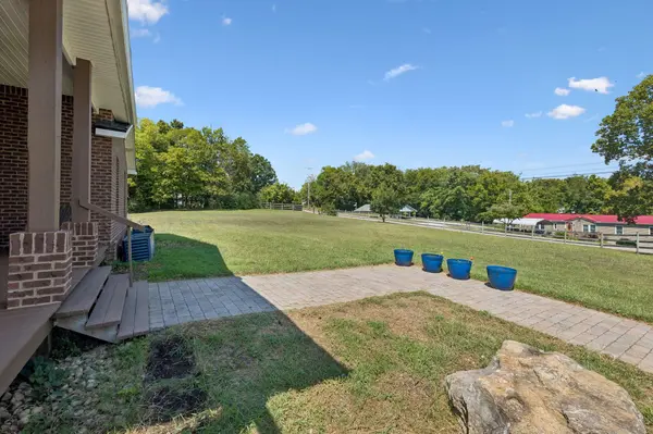 2475 Old Clarksville Pike, Ashland City, TN 37015