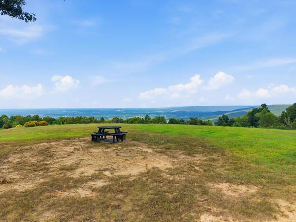 245 Point Drive, Belvidere, TN 37306