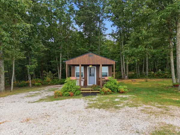 245 Point Drive, Belvidere, TN 37306