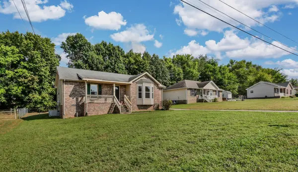 274 Moncrest Dr, Clarksville, TN 37042
