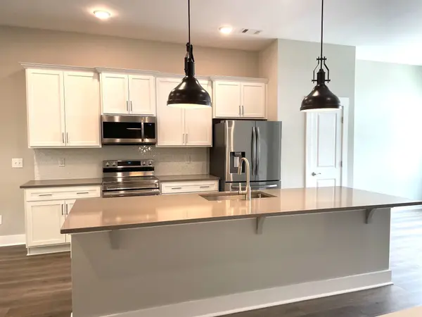 224 Stonecrest Cir, Nashville, TN 37209